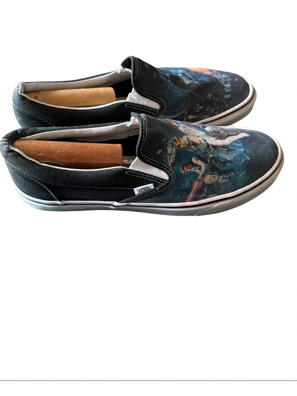 Vans Slip-On Men's Sneakers in Black with Star Wars graphic size 13